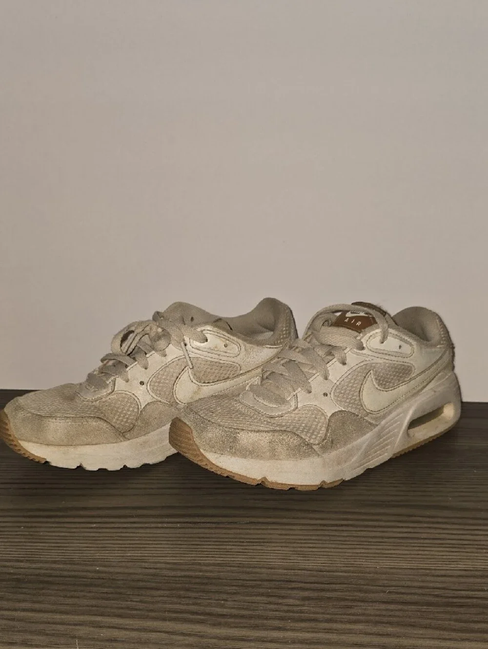 Nike Beige and Tan Casual Trainers #129